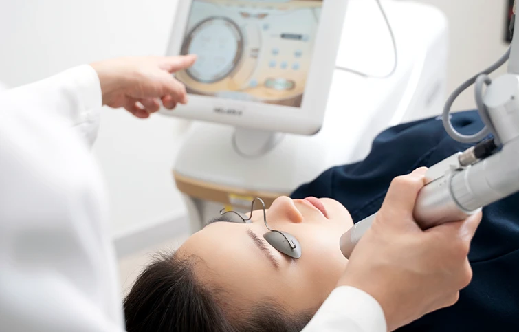 Why Entrust Treatment to a Board-Certified Dermatologist for Enlarged Pores and Dull Skin Tone?